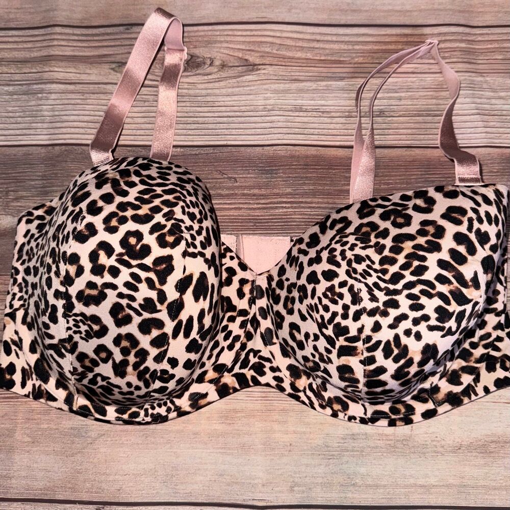 Cacique Lightly Lined Multi-way 42DDD Bra